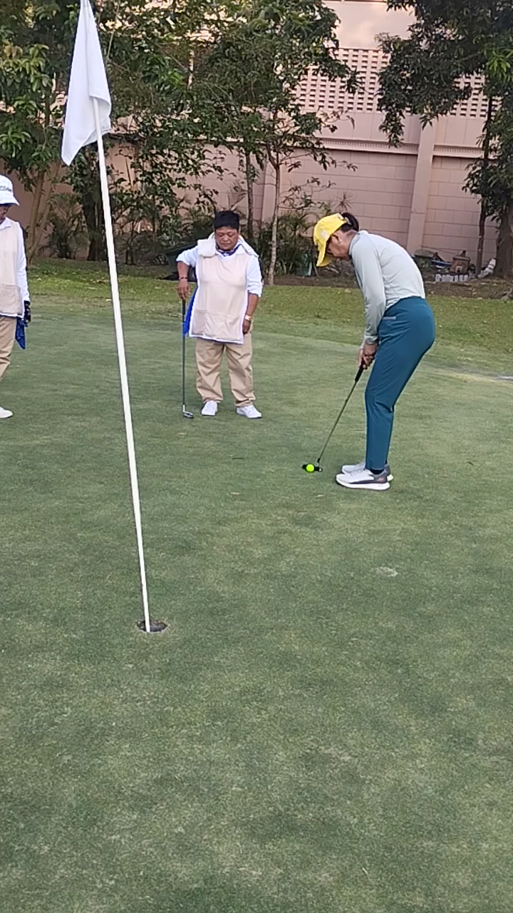 Focus Before You Release: Why Staying Still Is the Secret to Better Putting